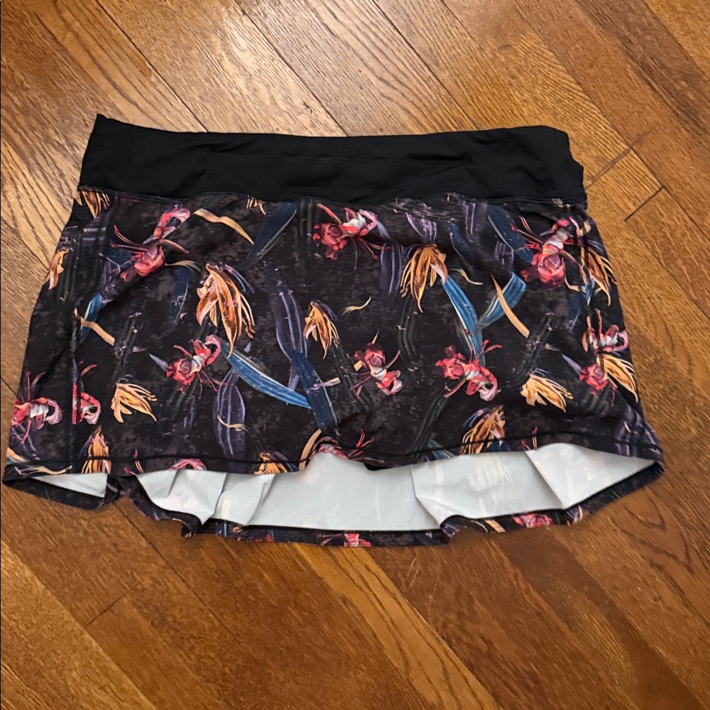 lululemon athletica Floral Black Skirt 14 Long